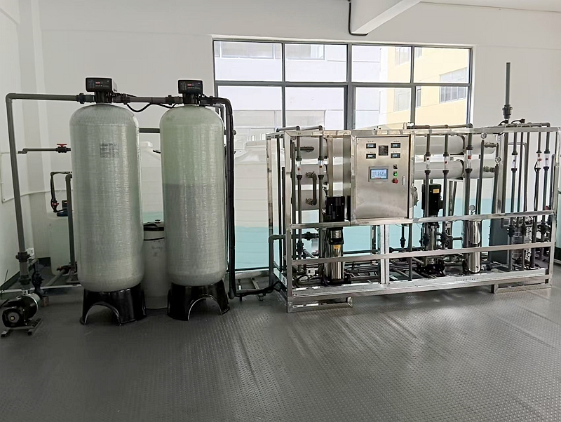 麗水客戶定制2噸超純水設備，安裝調試完成移交客戶使用。(圖3)